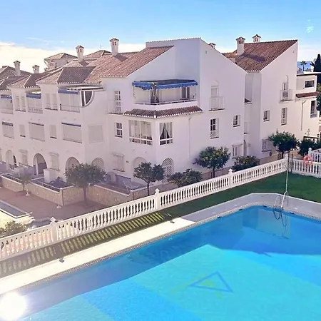Urbanizacion Fuentes De Nerja